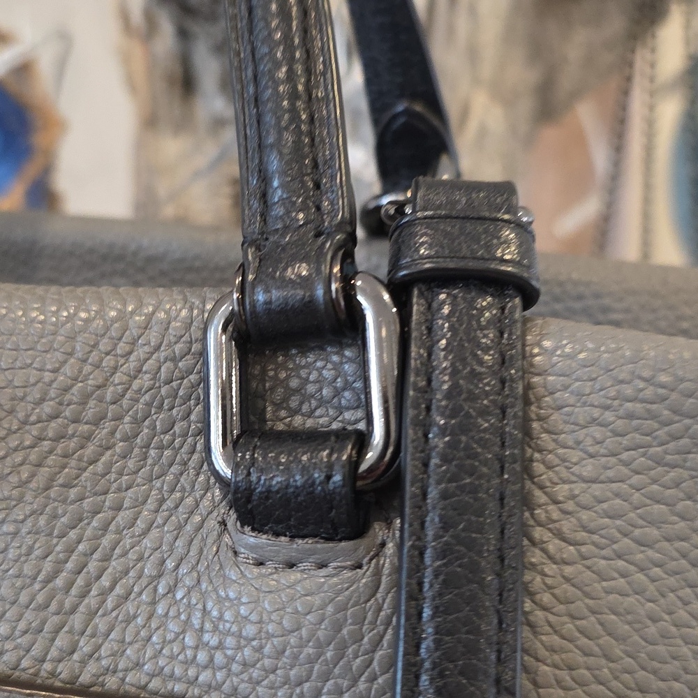 Coach Fulton Satchel Including Unbranded Purse Decor - Picture 4 of 13